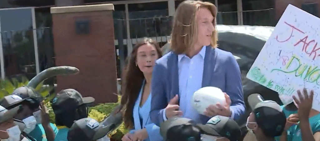 How tall is trevor lawrence wife How tall is trevor lawrence wife