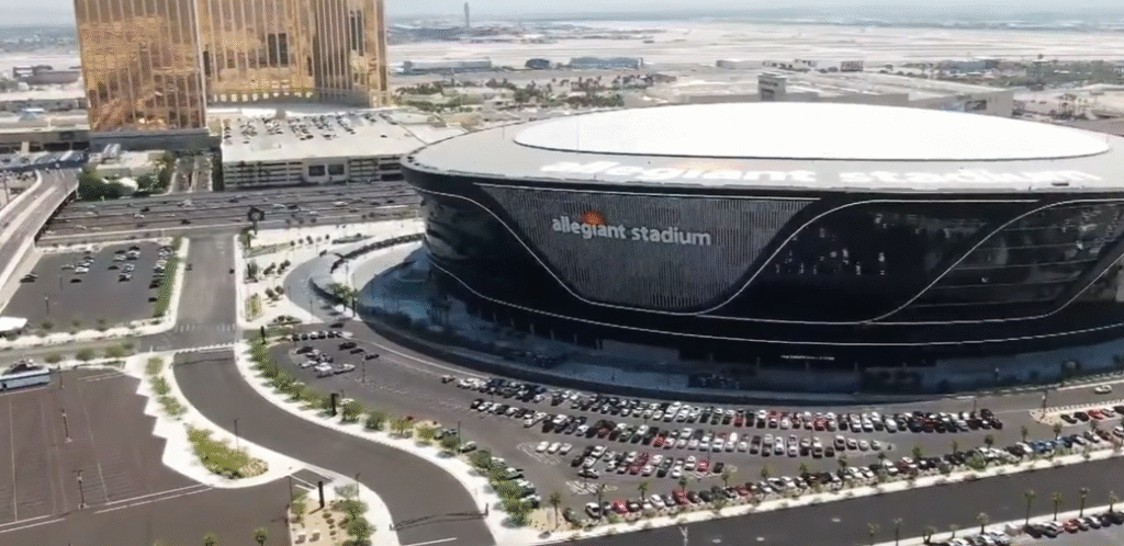 Are there any MLB stadium powered by 100% renewable energy Are there any MLB stadium powered by 100% renewable energy